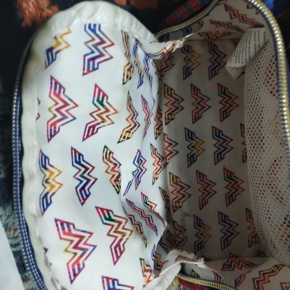 Limited edition jujube mini bff wonder woman print - Picture 17 of 17